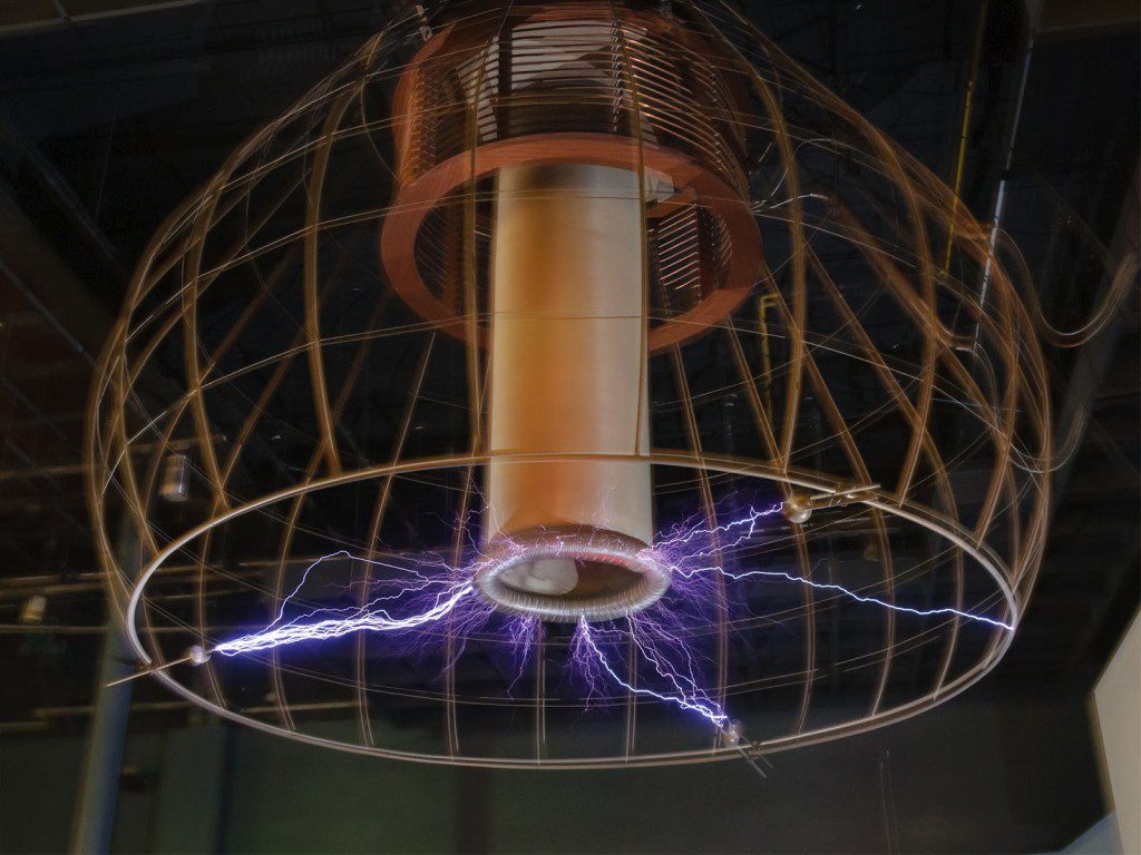 Transformateur de Tesla, Palais de la découverte, Paris, France