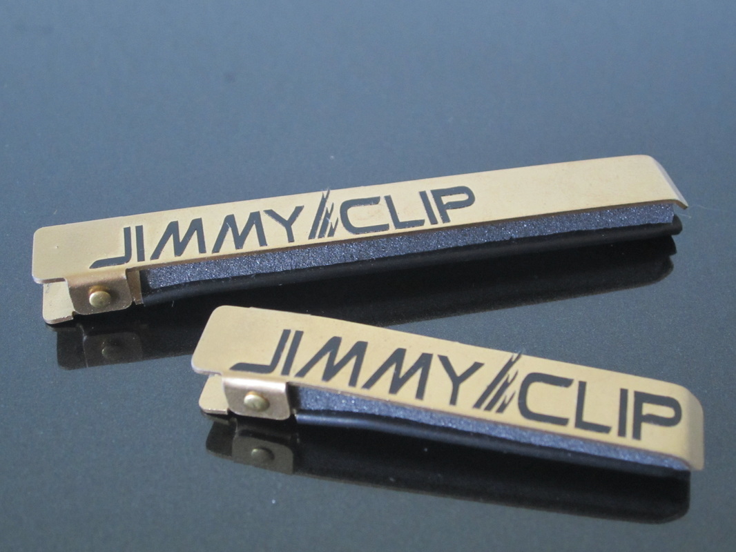 The Jimmy Clip造型上像是吉他的髮夾