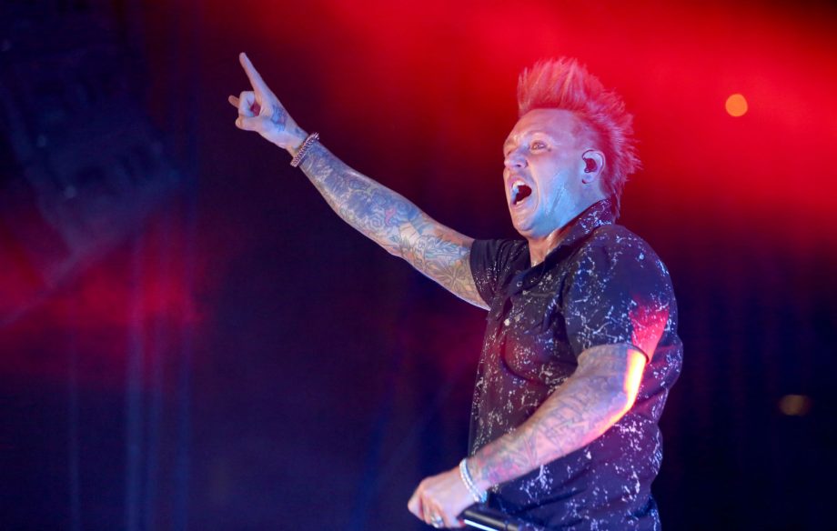 Papa-Roach-perform-live-in-2019-920×584