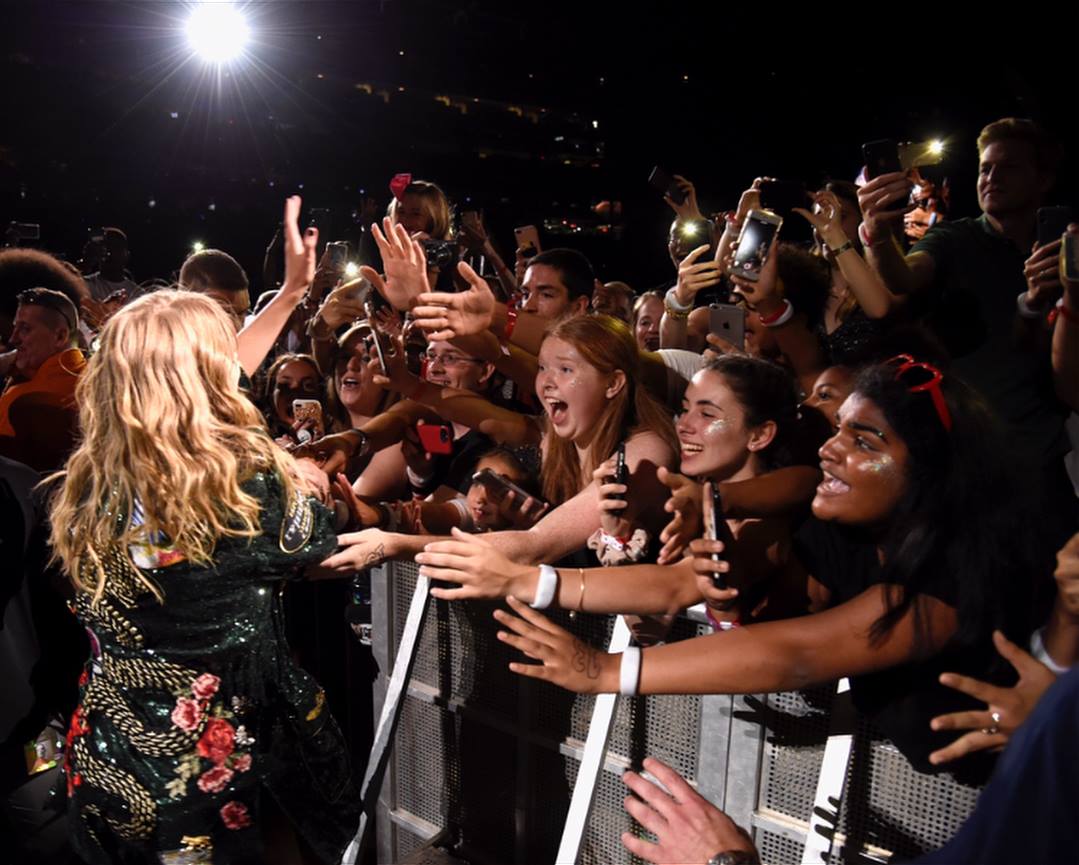 37603517_10155785501510369_4668056467754975232_n